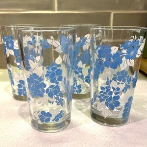 Vintage 1970s Floral Drinking Glasses Set Of 4 Blue Cornflower Mid Century Mod
